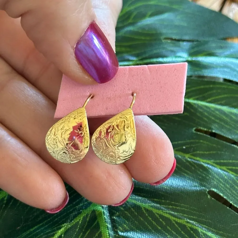 BOGO FREE Teardrop Etched earrings
